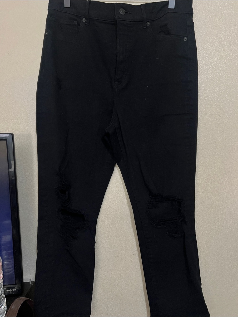 Black Distressed Men's Jeans